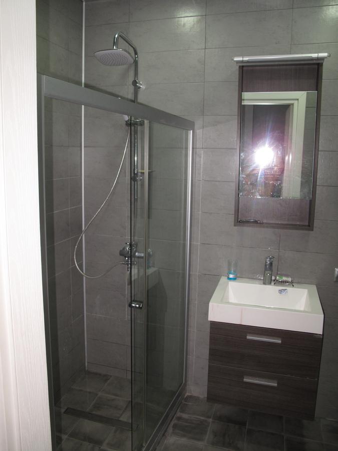 Great View Apartment Near Piazza Batumi Exterior photo